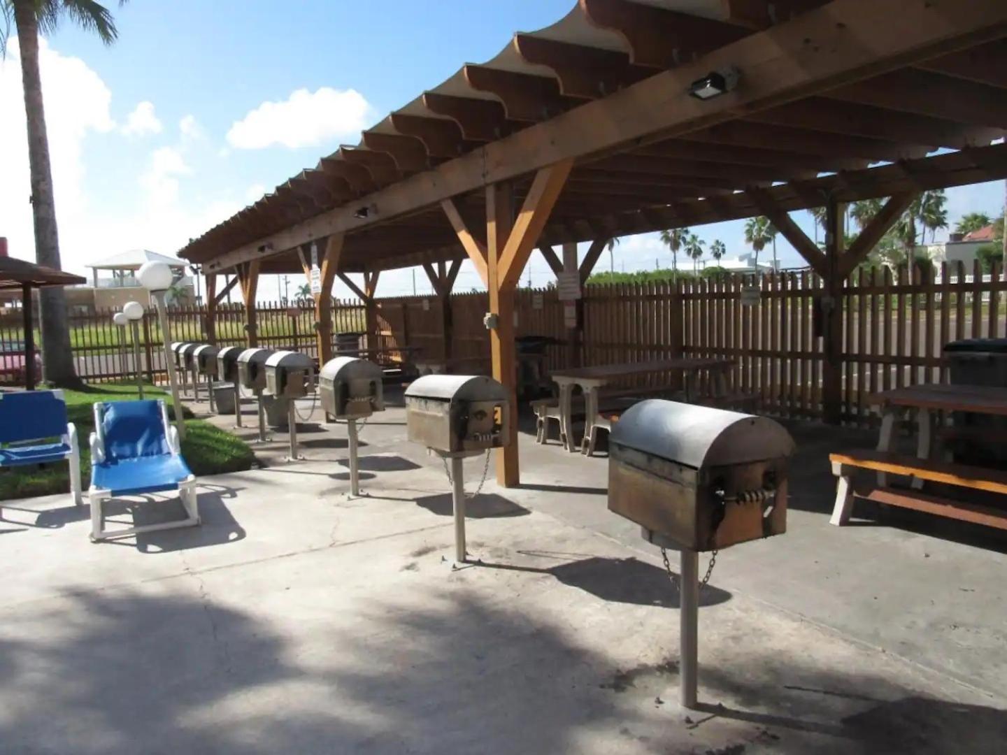 Relaxing Condo, Great Location, 3 Minute Walk To The Beach Condo South Padre Island Kültér fotó