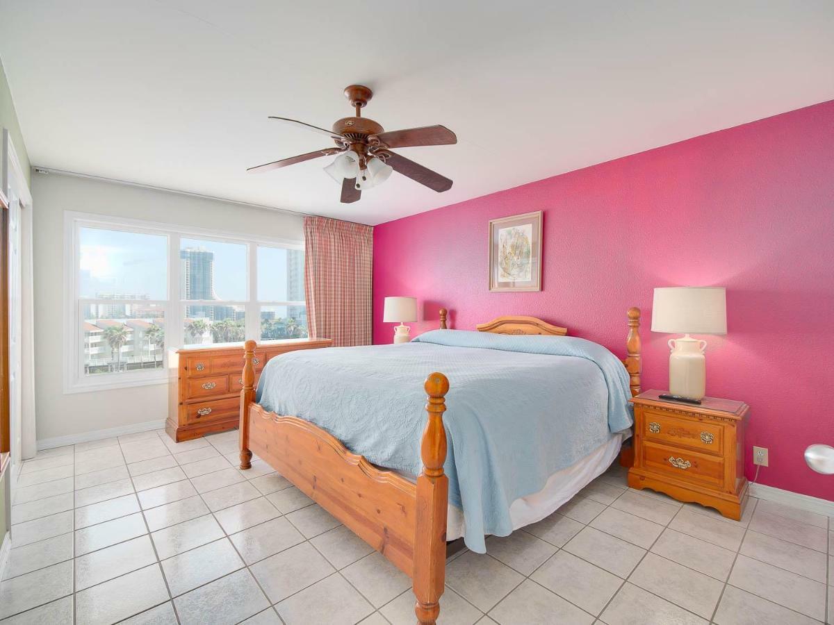Relaxing Condo, Great Location, 3 Minute Walk To The Beach Condo South Padre Island Kültér fotó